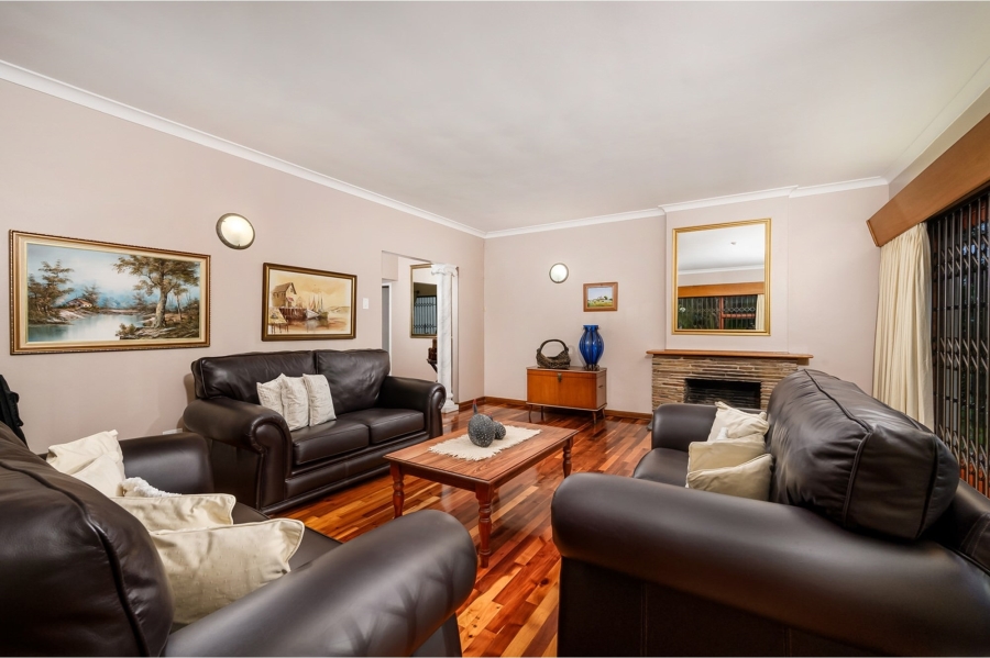 4 Bedroom Property for Sale in Summerstrand Eastern Cape